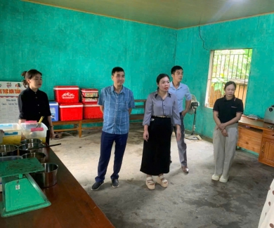 KIỂM TRA AN TOÀN THỰC PHẨM BẾP ĂN TẬP THỂ